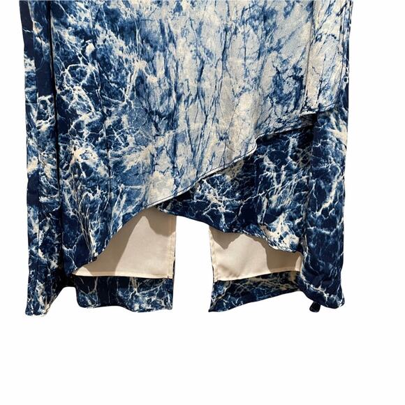 Fifteen Twenty Split Back Layered Tank Top Blue and White Print Size XS - Picture 2 of 8